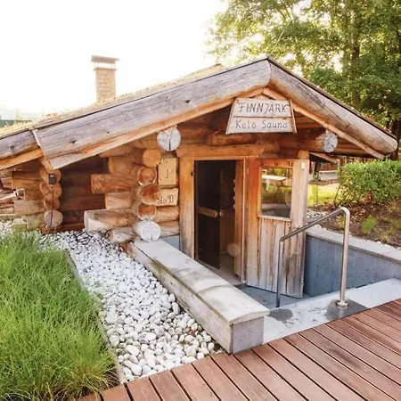 & Breakfast לינה וארוחת בוקר 3*