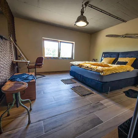 לינה וארוחת בוקר & Breakfast 3*