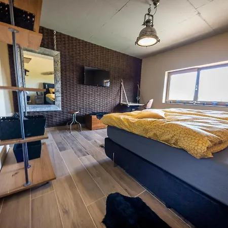 & Breakfast 3* Niederpallen