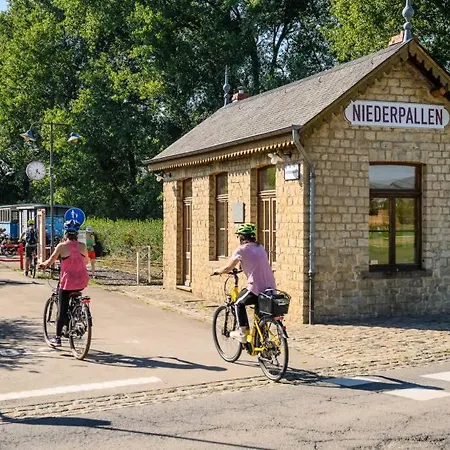 Bed & Breakfast & Breakfast