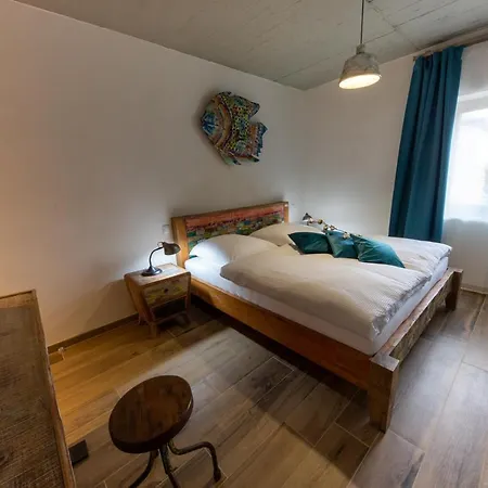 & Breakfast 3* Niederpallen