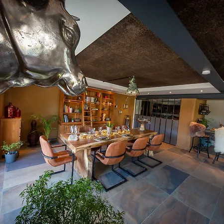 Bed & Breakfast & Breakfast