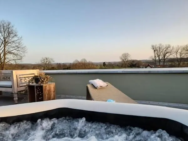 & Breakfast Niederpallen